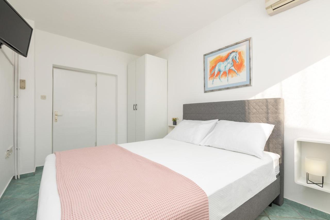 Apartments Villa Pavle Ровинь Экстерьер фото