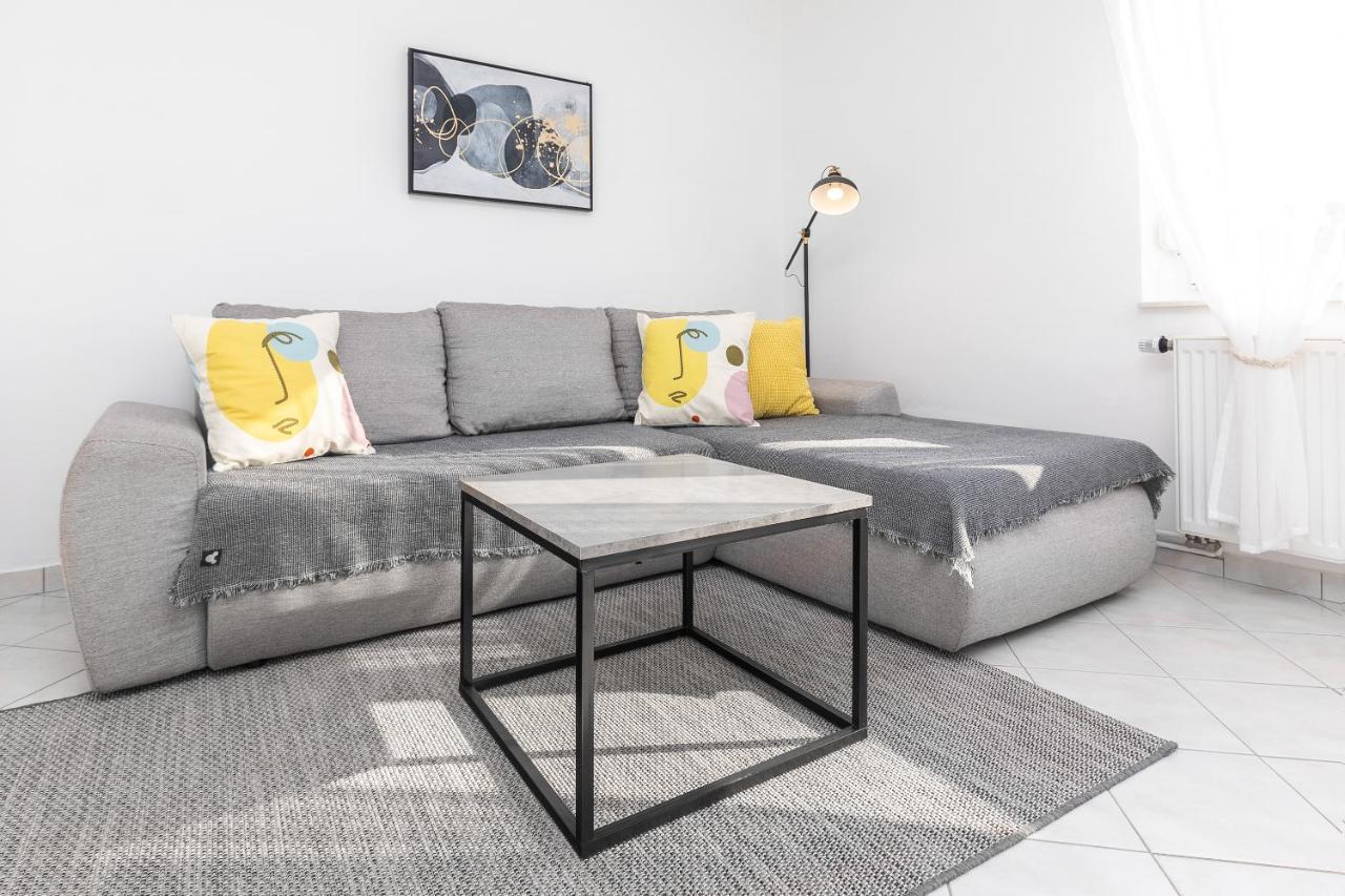 Apartments Villa Pavle Ровинь Экстерьер фото