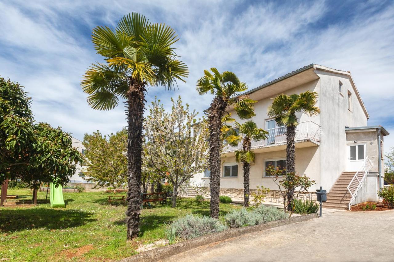 Apartments Villa Pavle Ровинь Экстерьер фото