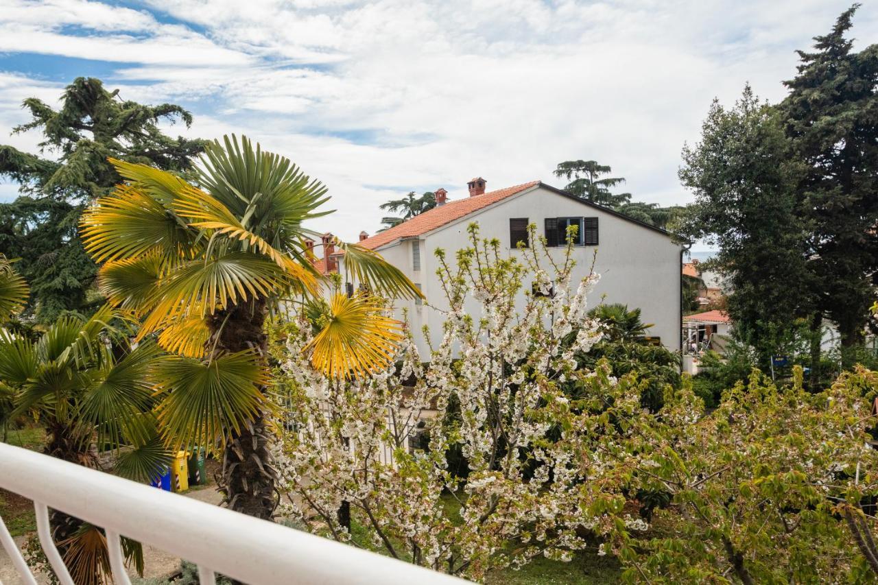 Apartments Villa Pavle Ровинь Экстерьер фото