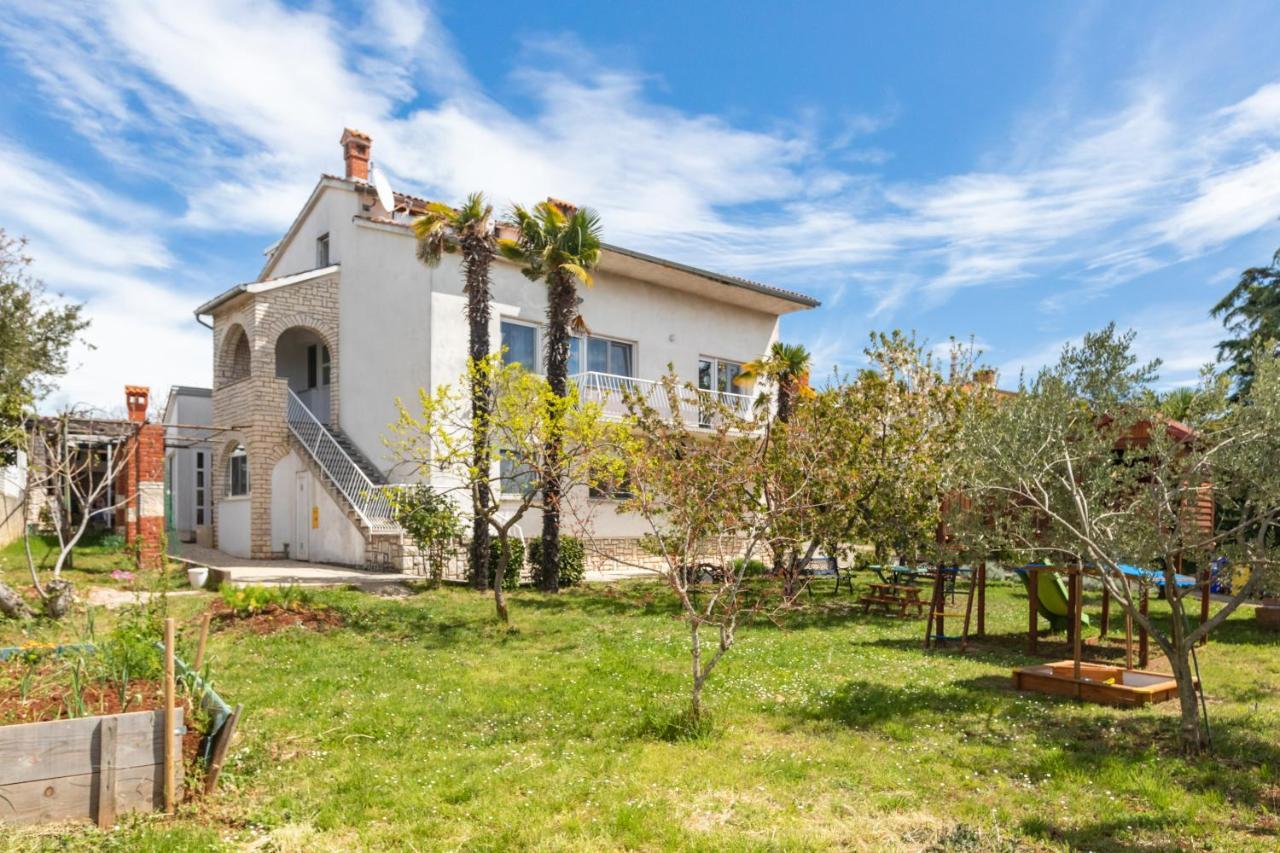 Apartments Villa Pavle Ровинь Экстерьер фото